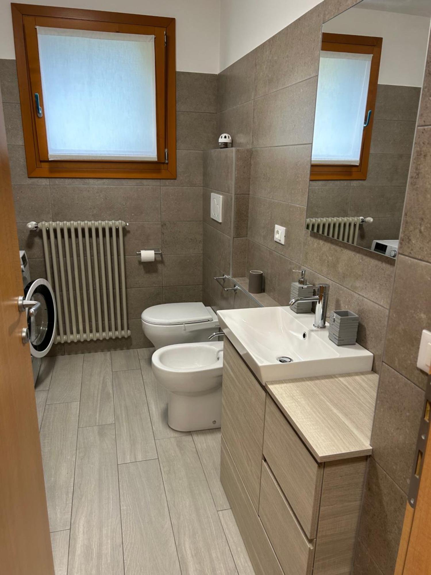 Residence Tevere Udine Bagian luar foto