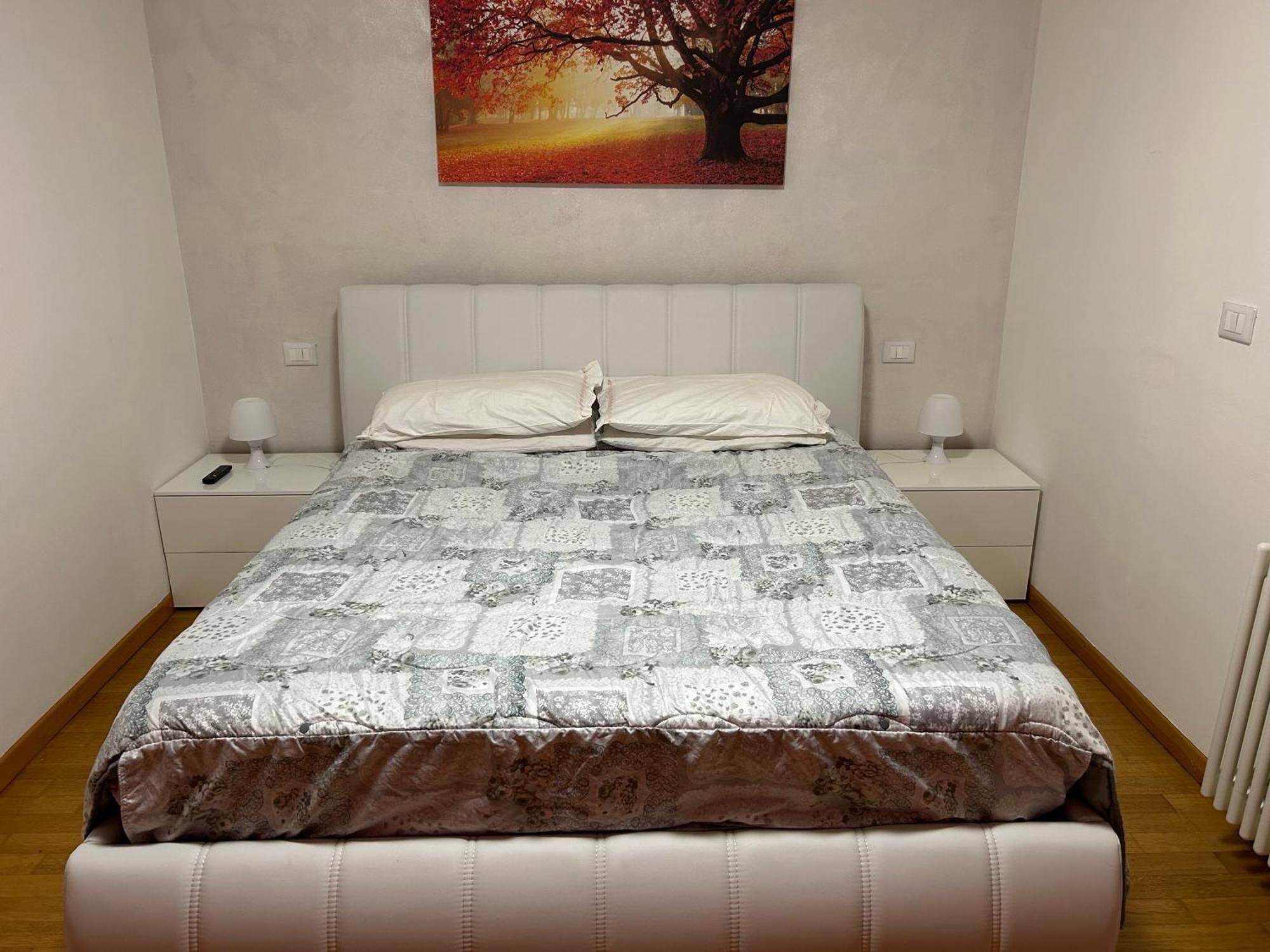 Residence Tevere Udine Bagian luar foto